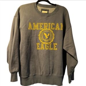 American eagle vintage crewneck sweatshirt size Medium